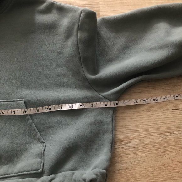 OAK + FORT Cropped Hoodie - Picture 3 of 7